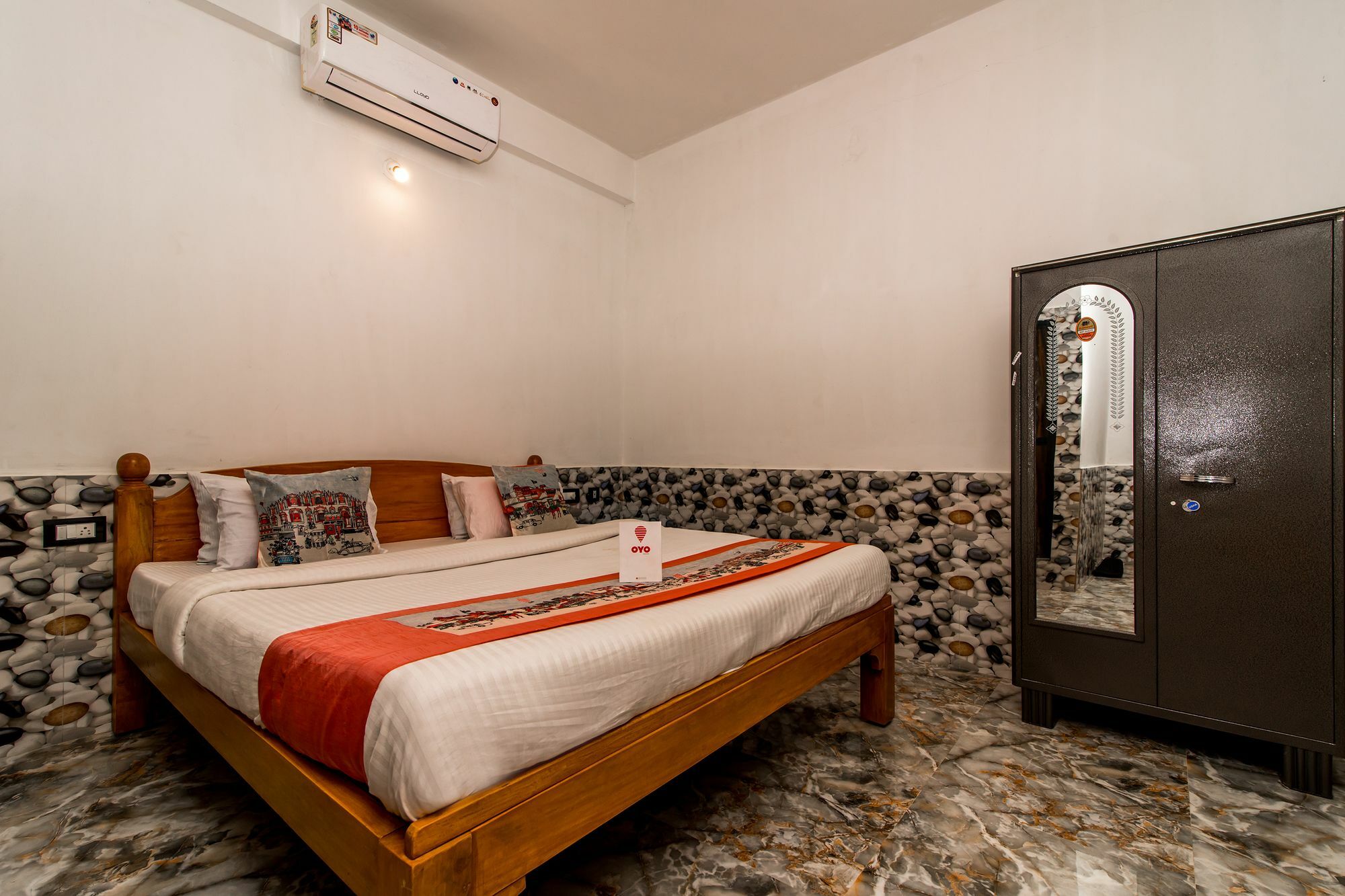 Oyo 10809 Hotel Tushar Inn Baga Exteriér fotografie
